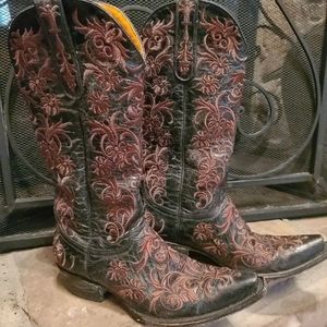 Old Gringo cowboy boots